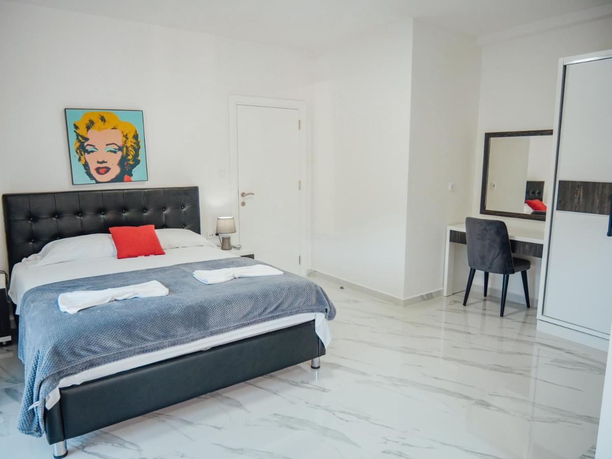 Apartments Gjenashaj ウルツィニ エクステリア 写真