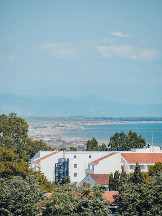 Apartments Gjenashaj ウルツィニ エクステリア 写真