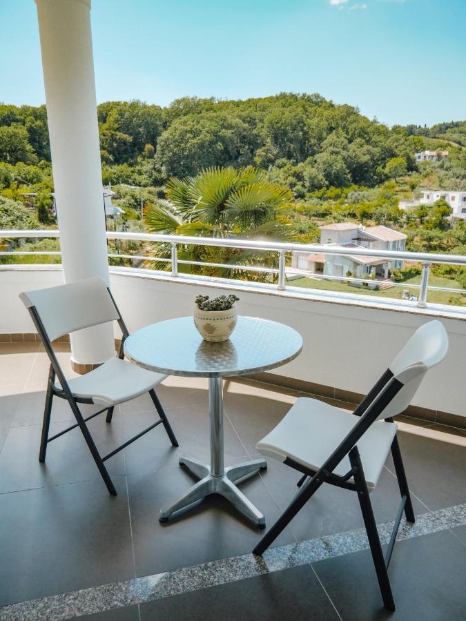 Apartments Gjenashaj ウルツィニ エクステリア 写真