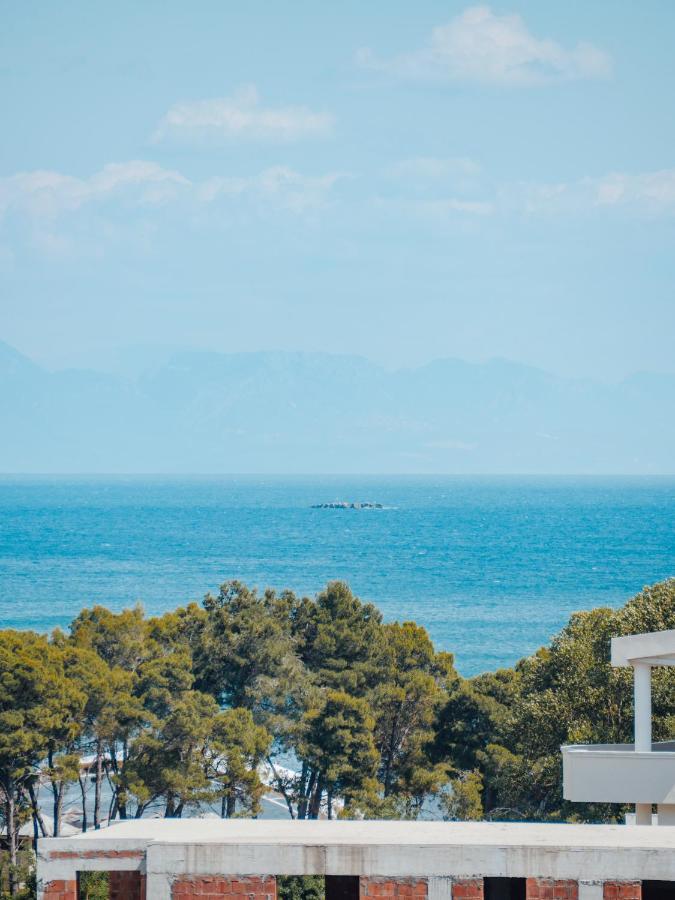 Apartments Gjenashaj ウルツィニ エクステリア 写真