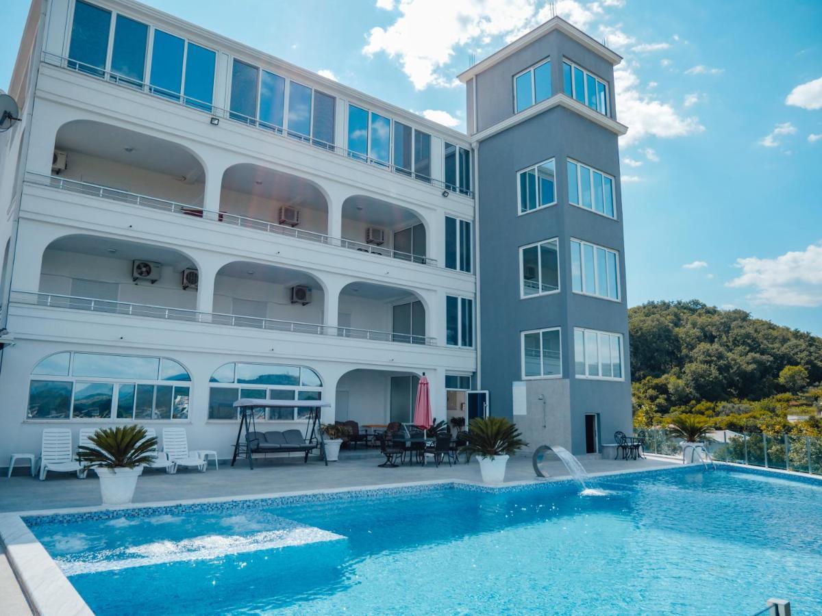 Apartments Gjenashaj ウルツィニ エクステリア 写真