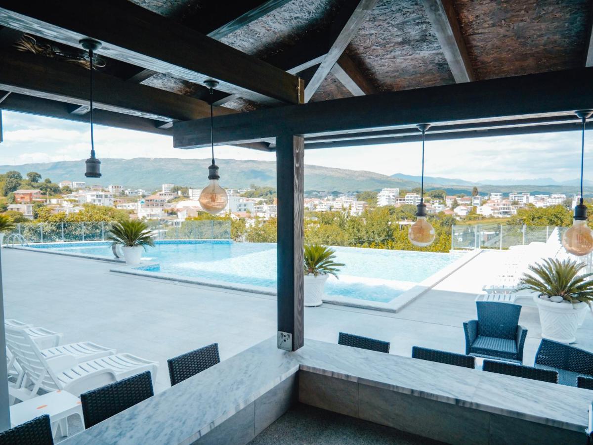 Apartments Gjenashaj ウルツィニ エクステリア 写真