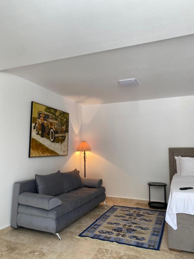 Apartments Gjenashaj ウルツィニ エクステリア 写真