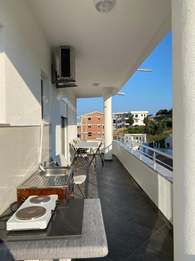 Apartments Gjenashaj ウルツィニ エクステリア 写真